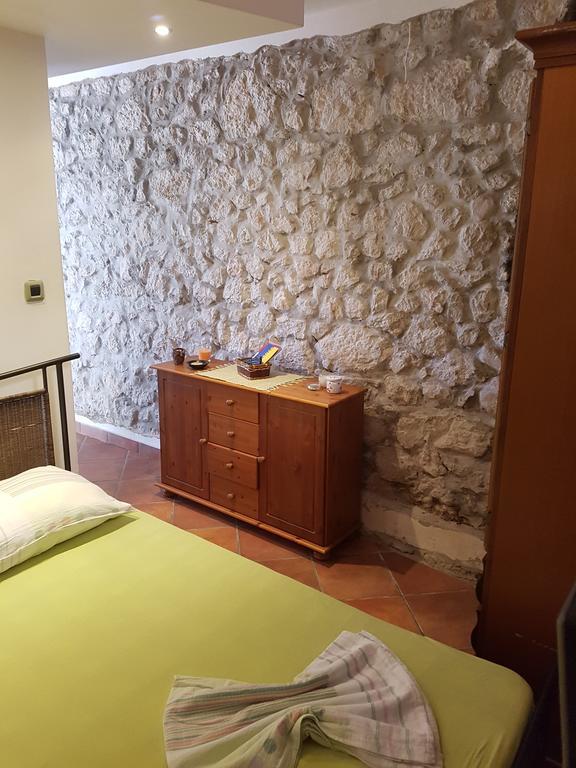 Apartments Mirela グラダツ エクステリア 写真