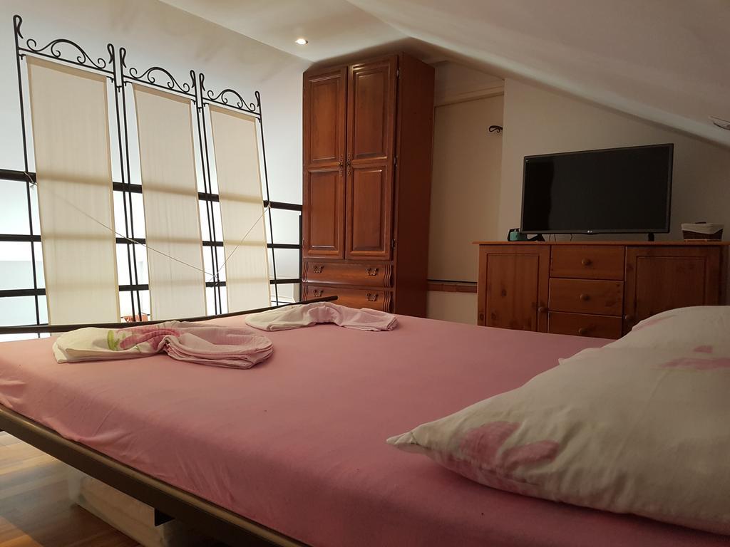 Apartments Mirela グラダツ エクステリア 写真