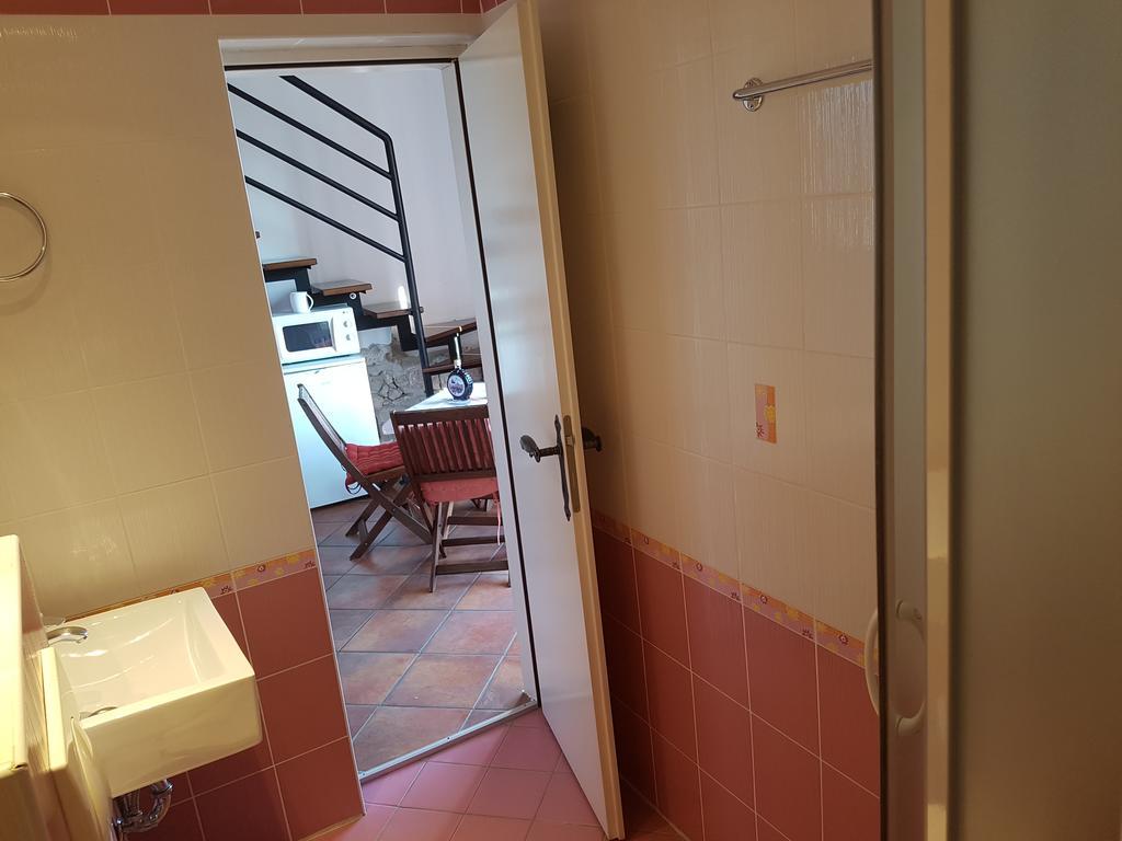 Apartments Mirela グラダツ エクステリア 写真